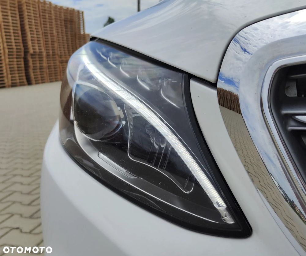 Mercedes-Benz Klasa C 300 7G-TRONIC - 7