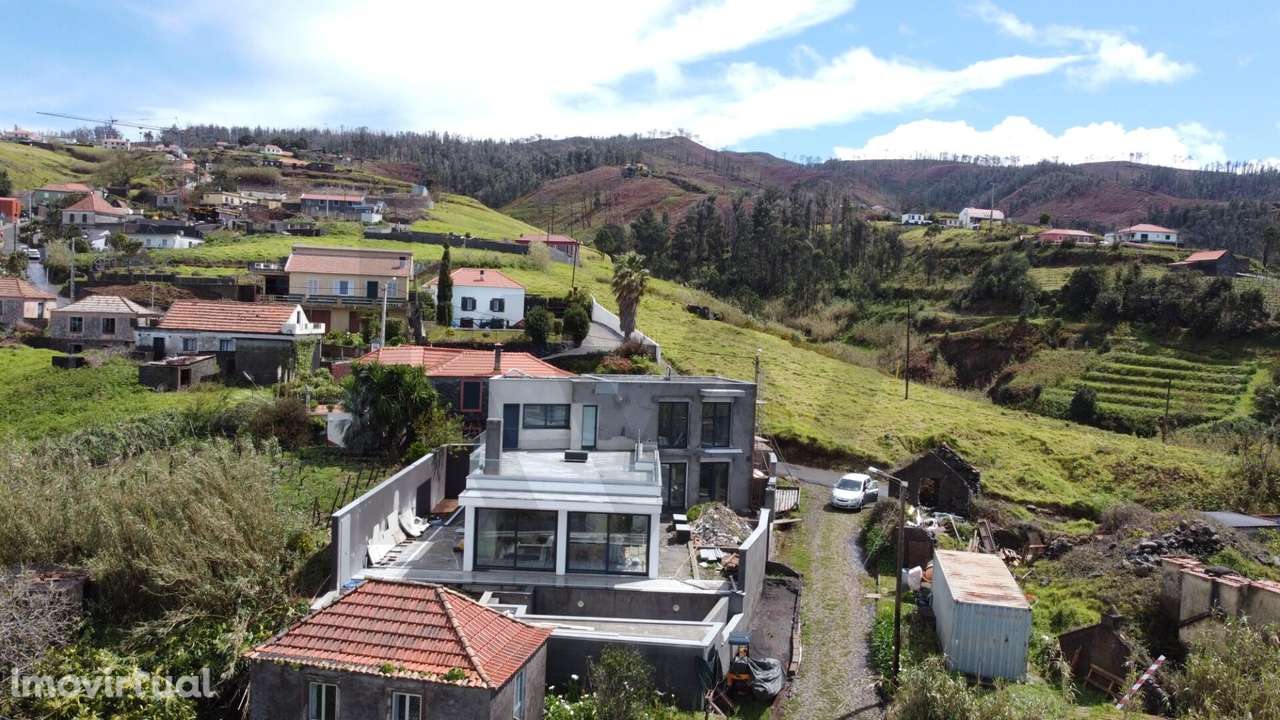 Moradia T3 de Luxo em Construção na Ponta do Pargo, Calheta - Grande imagem: 5/27
