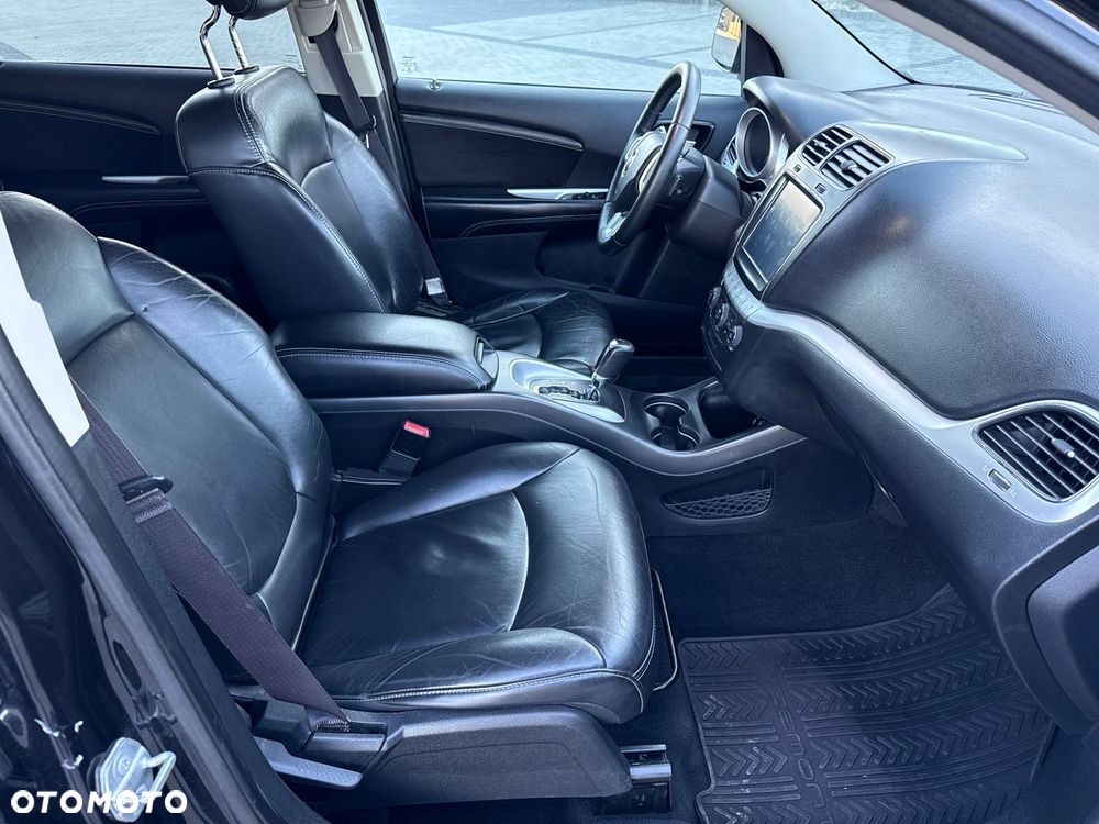 Fiat Freemont 2.0 Multijet Black Code AWD - 24