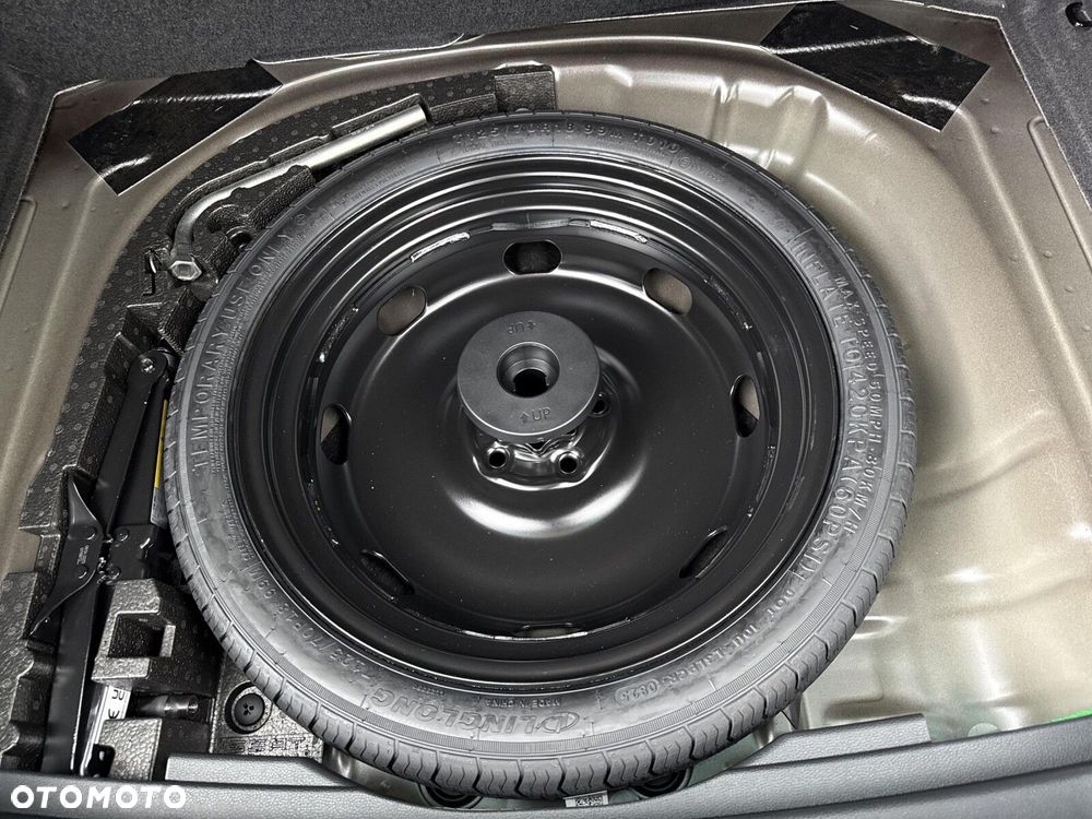 Skoda Karoq 1.5 TSI ACT Sportline DSG - 27