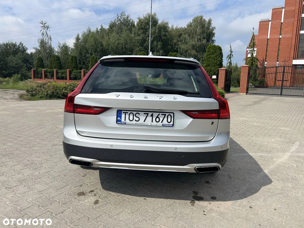Volvo V90 Cross Country T5 AWD Ocean Race - 15