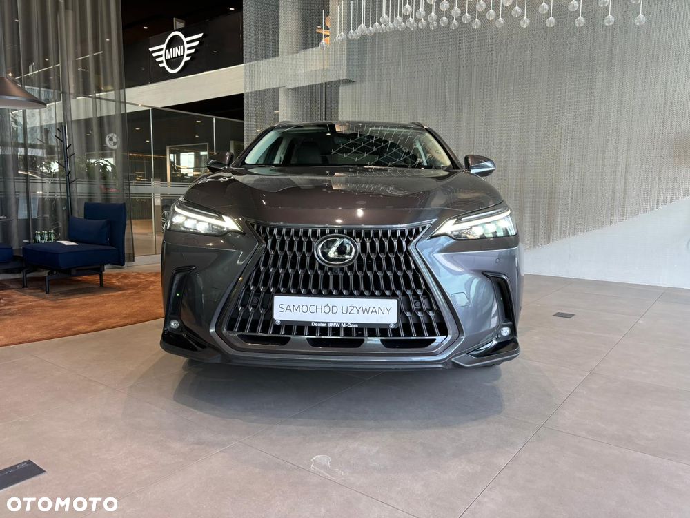 Lexus NX 450h+ Prestige AWD - 8