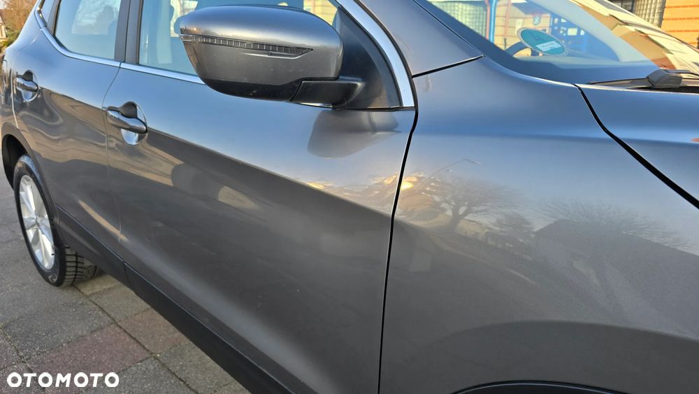 Nissan Qashqai 1.6 dCi Xtronic TEKNA+ - 3