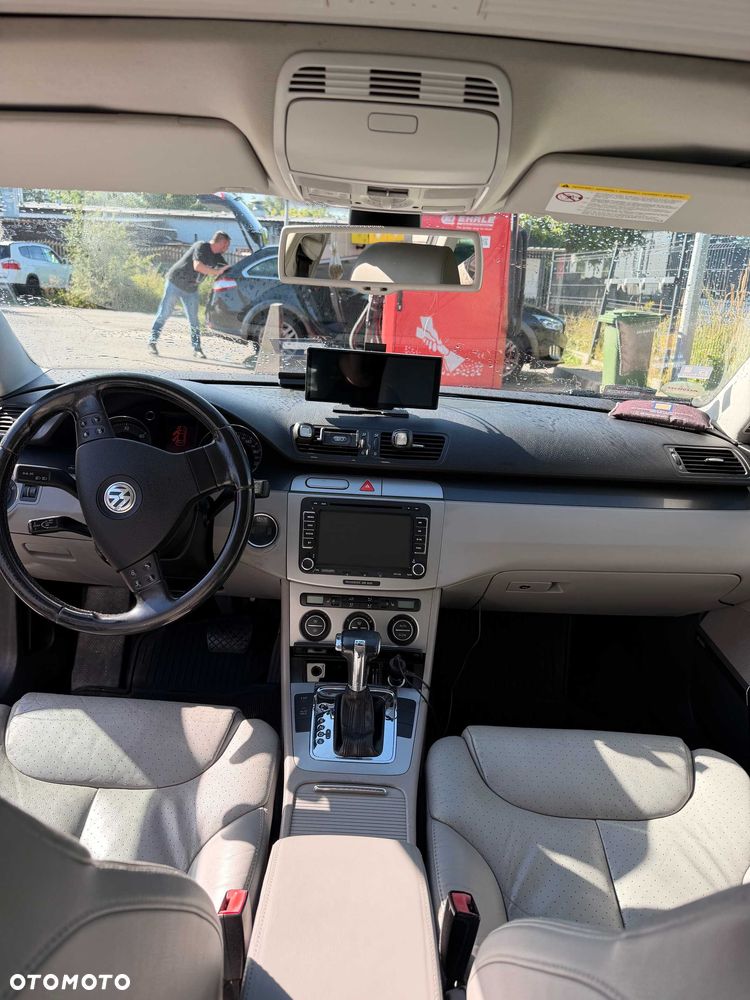 Volkswagen Passat - 5