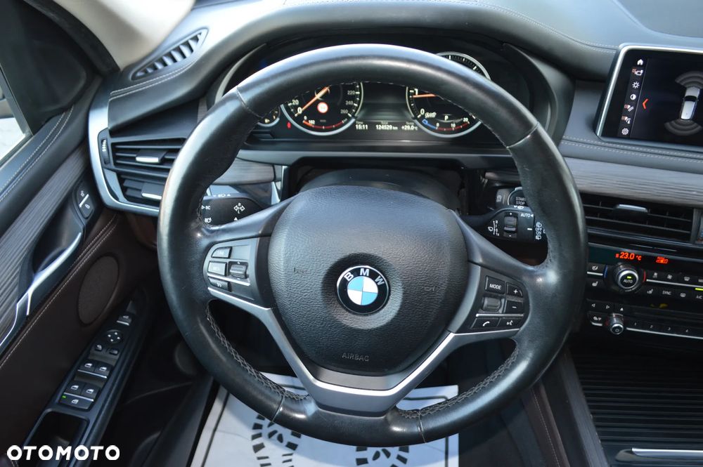 BMW X5 xDrive25d - 17
