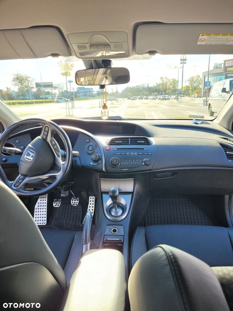 Honda Civic 1.8 GT Special Edition - 13