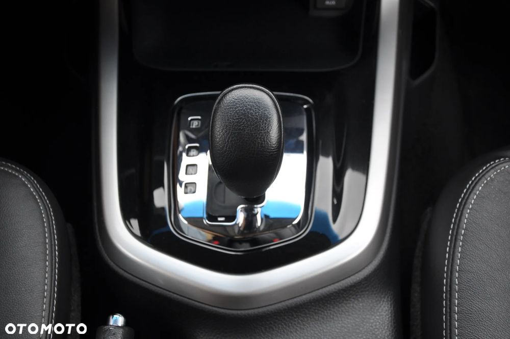 Nissan Navara - 25