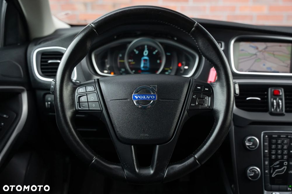 Volvo V40 Cross Country D3 Momentum - 29