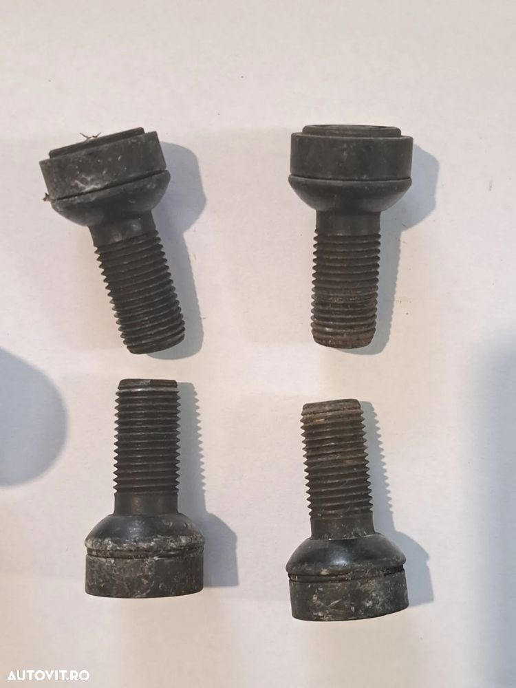 Set 4 prezoane + cheie antifurt Originale Mercedes W169 W176 W204 W205 C117 W213 X156 X253 X204 W222 - 3