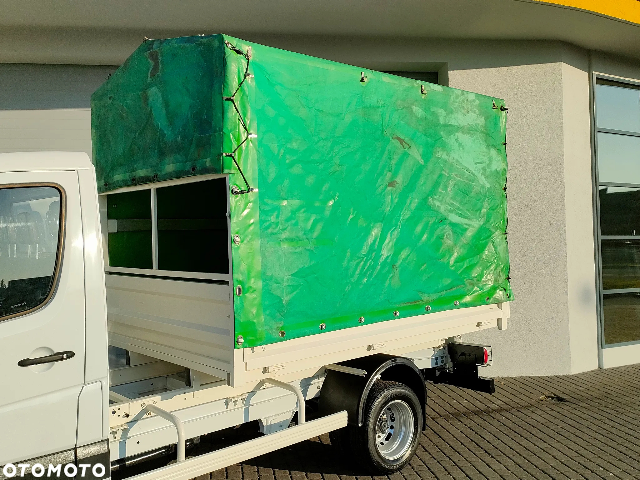 Mercedes-Benz Sprinter - 8