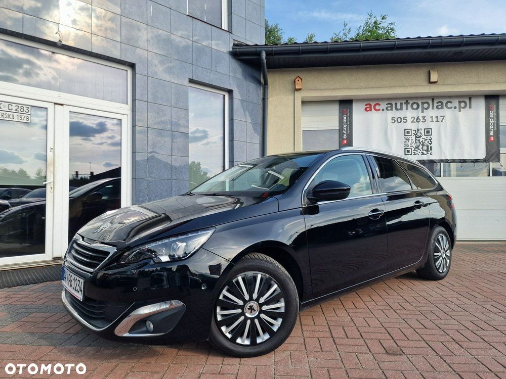 Peugeot 308 - 1