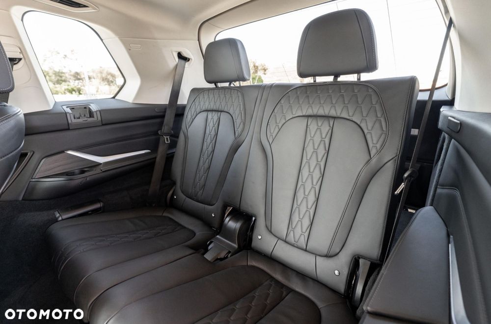 BMW X7 - 12