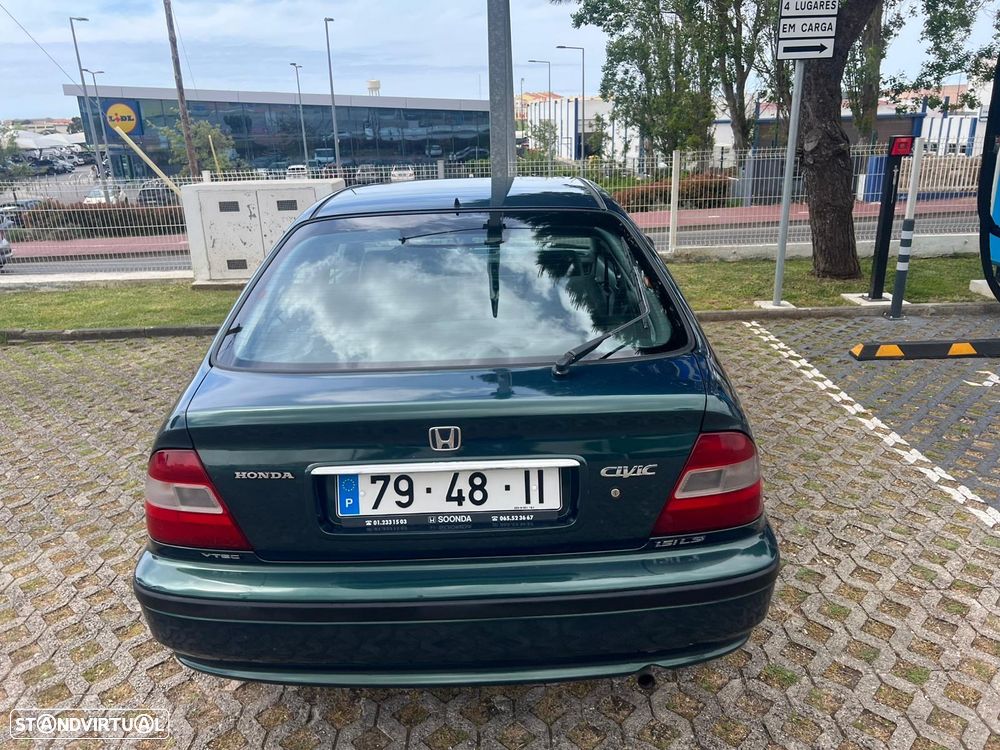 Honda Civic 1.5i - 3