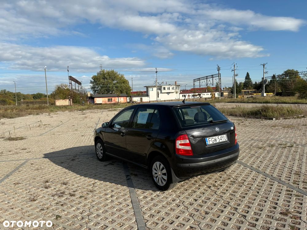 Skoda Fabia - 4
