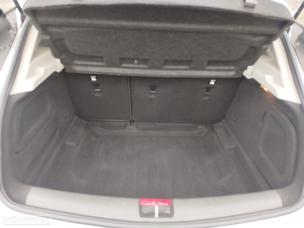 Opel Astra 1.0 Business Edition S/S - 23