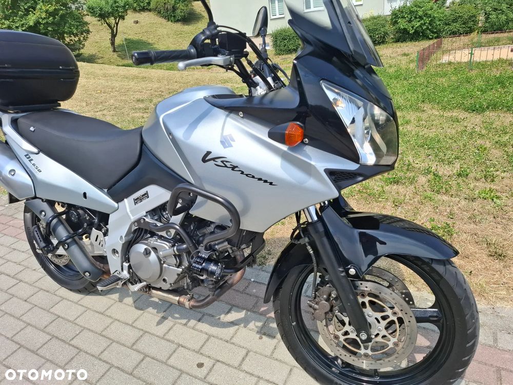 Suzuki V-STROM - 4