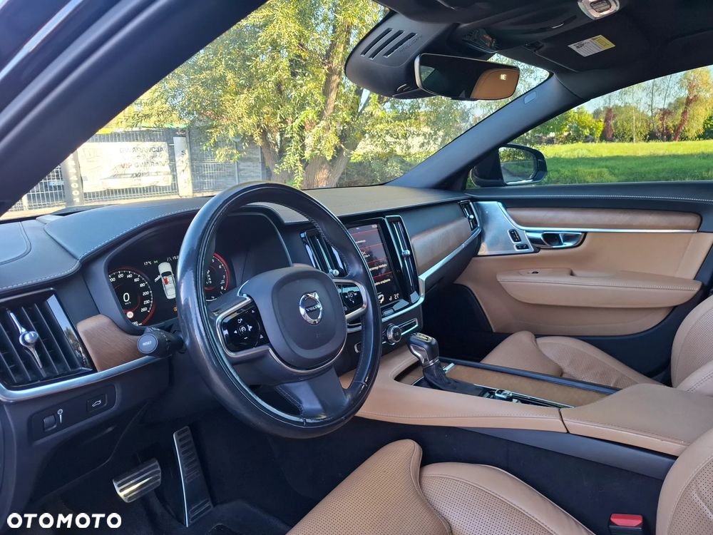 Volvo S90 - 19