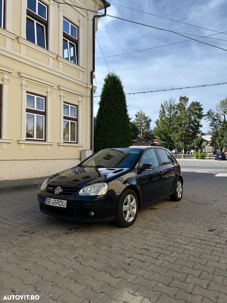 Volkswagen Golf - 2