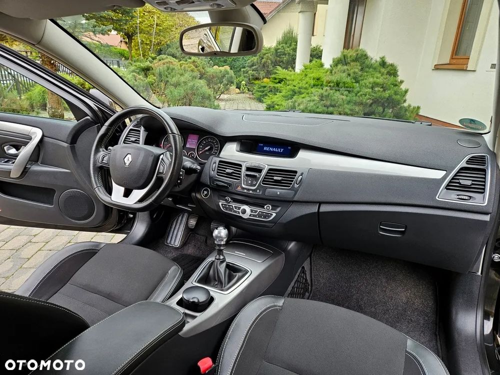 Renault Laguna 2.0 Limited - 13