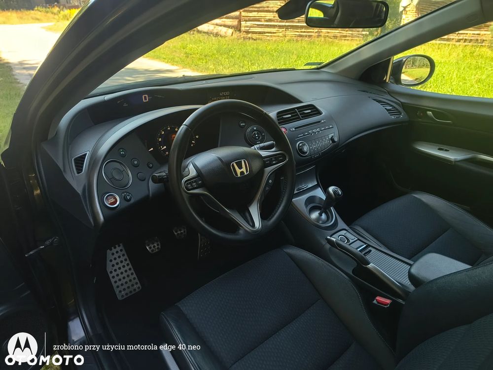 Honda Civic 1.8 Sport - 29