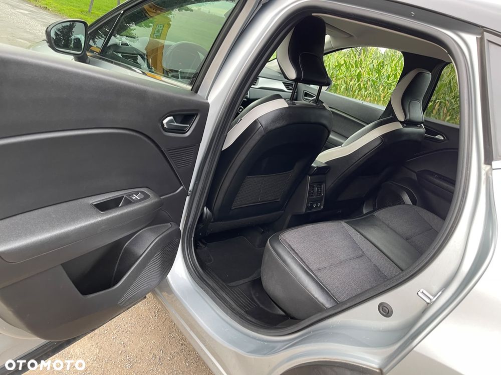 Renault Captur TCe 100 INTENS - 21