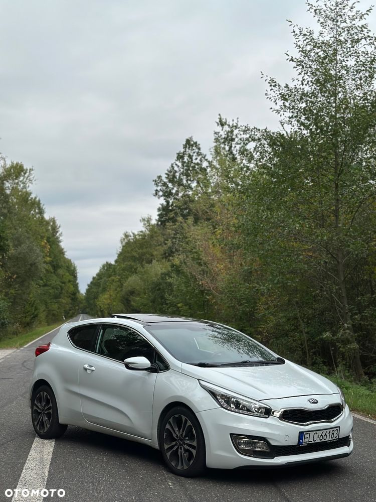 Kia Ceed - 13