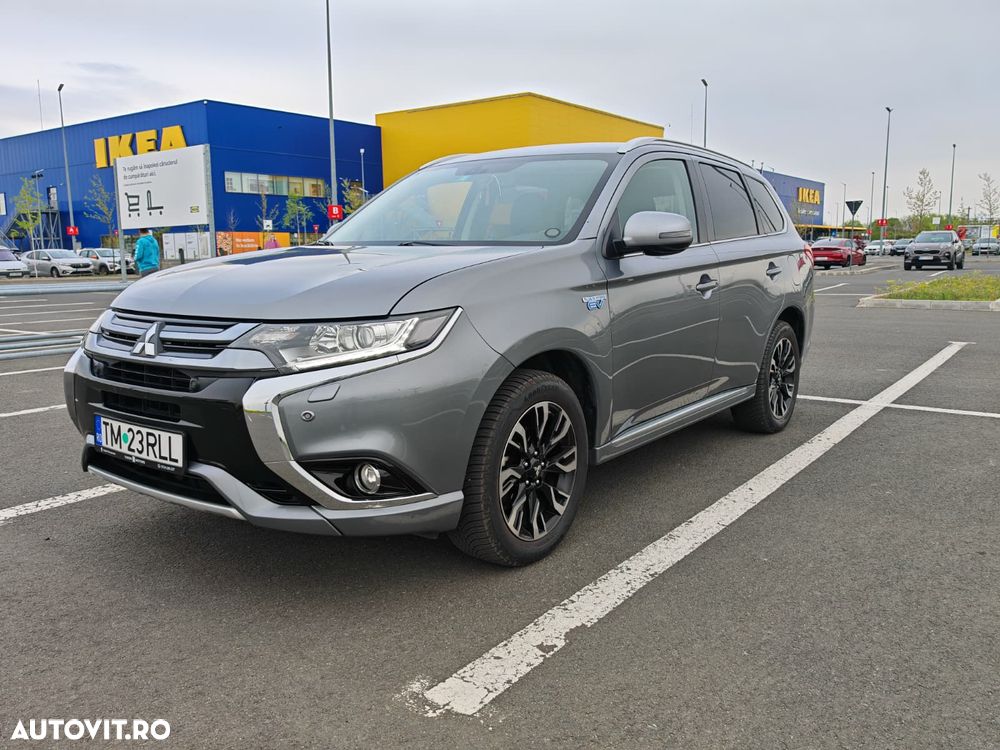Mitsubishi Outlander 2.0 4WD - 2