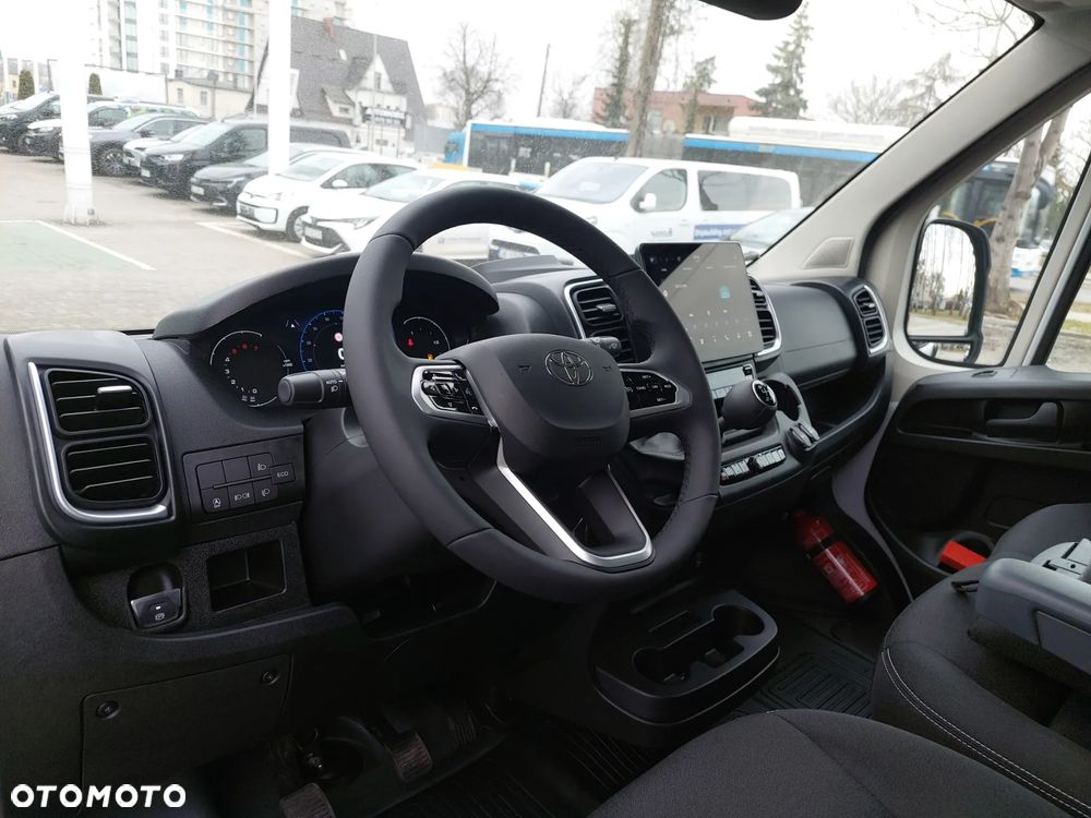 Toyota Proace MAX - 14