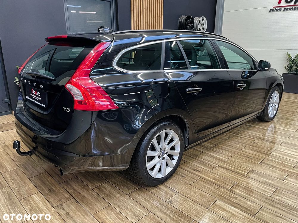 Volvo V60 T3 Summum - 8