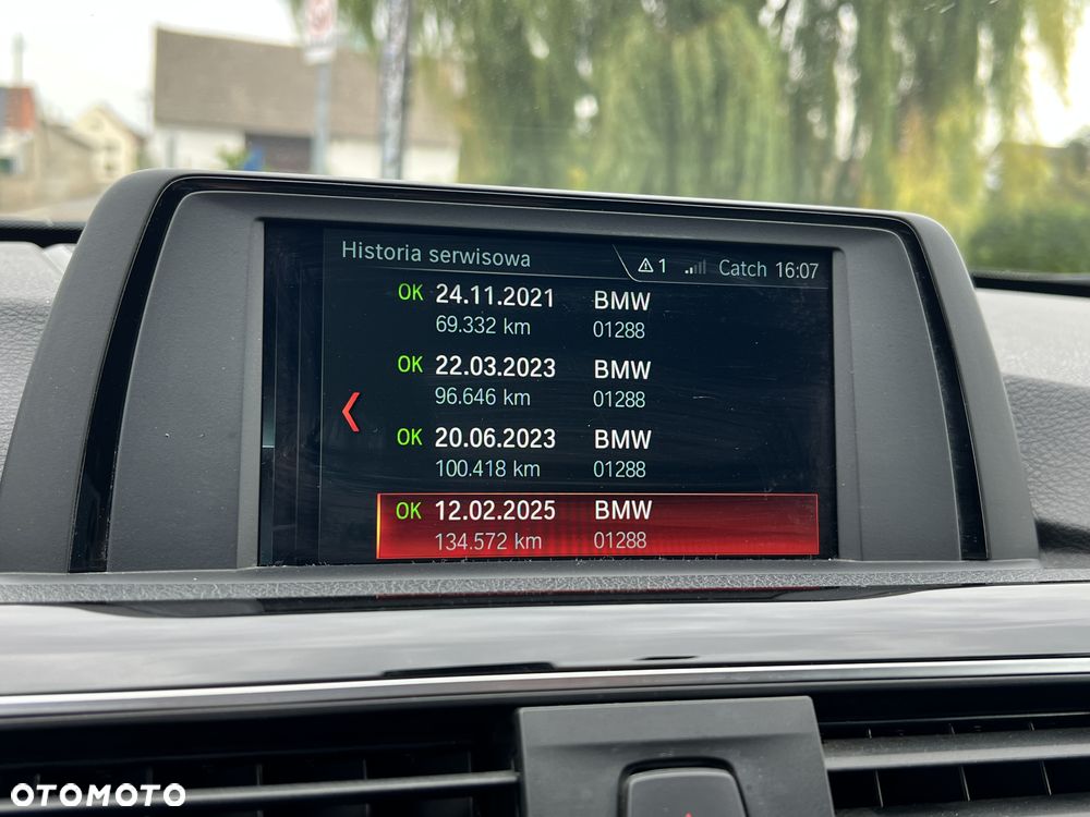 BMW Seria 3 320i Advantage - 25