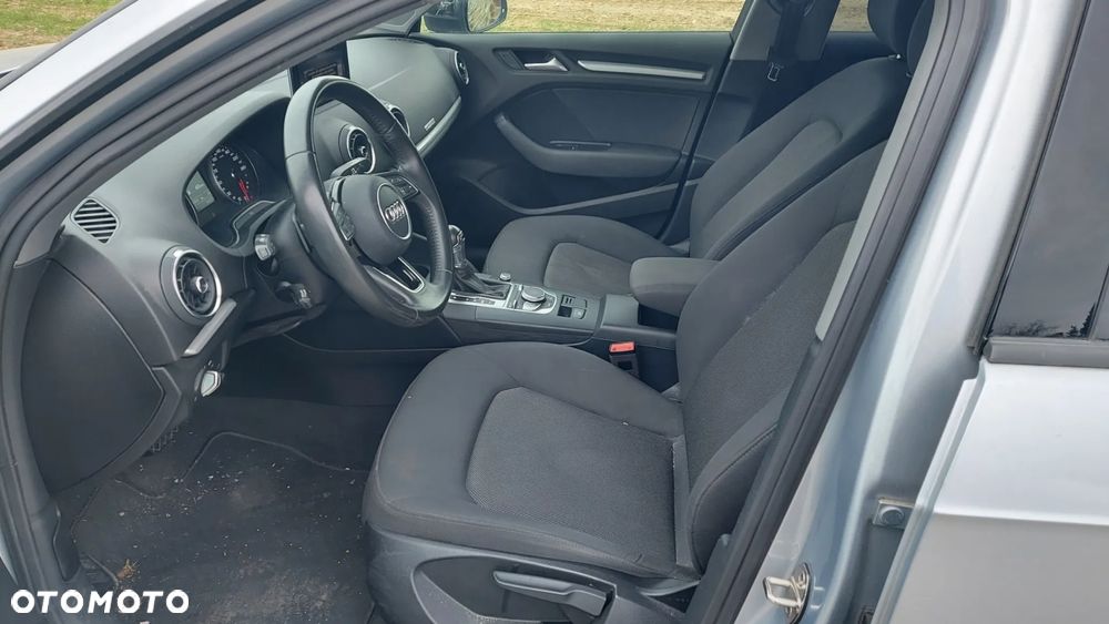 Audi A3 Sportback 1.6 TDI S tronic sport - 10