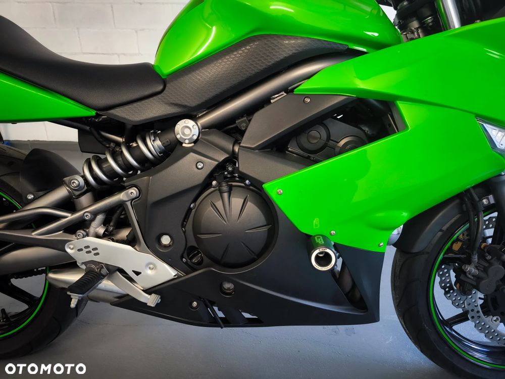 Kawasaki ER - 26