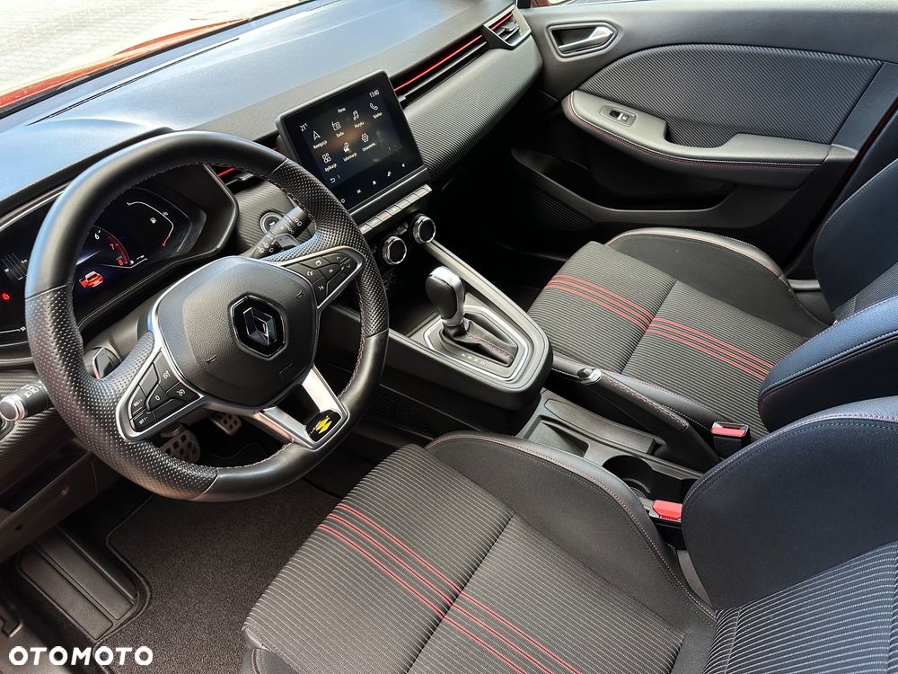 Renault Clio - 11