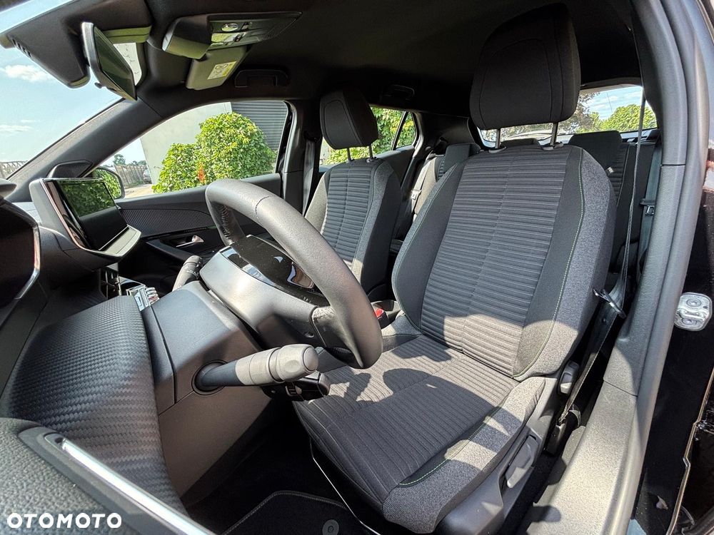 Peugeot 2008 PureTech 100 Active S&S BVM6 - 17