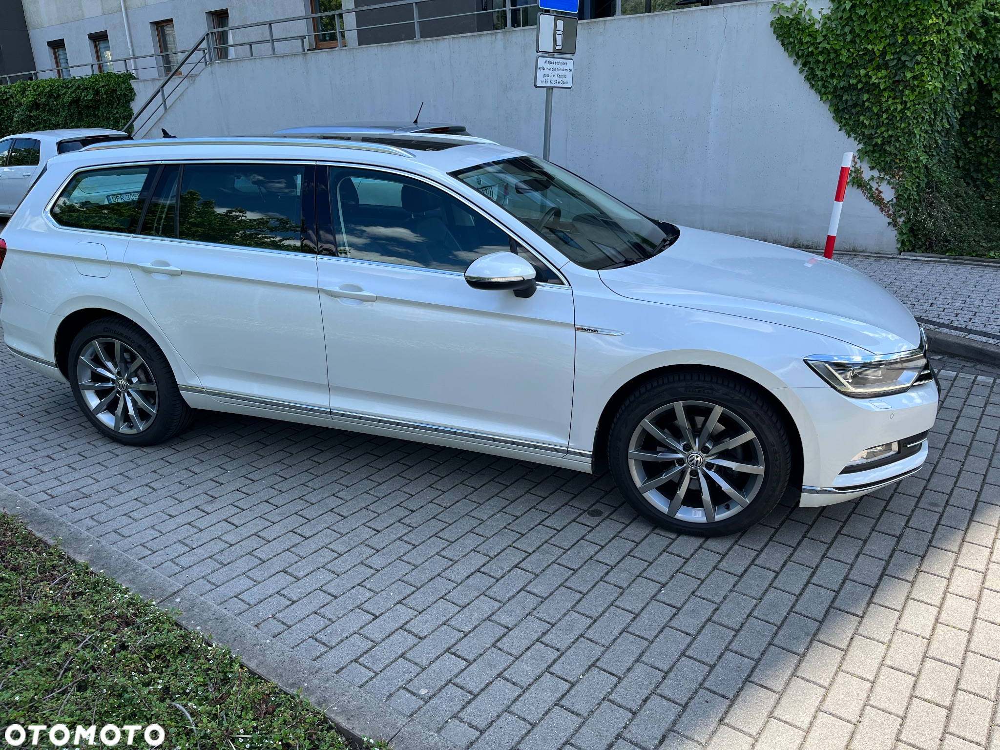 Volkswagen Passat 2.0 TDI BMT 4Mot Highline DSG - 3