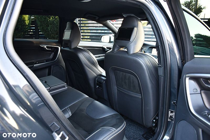 Volvo V60 D4 Geartronic RDesign - 24