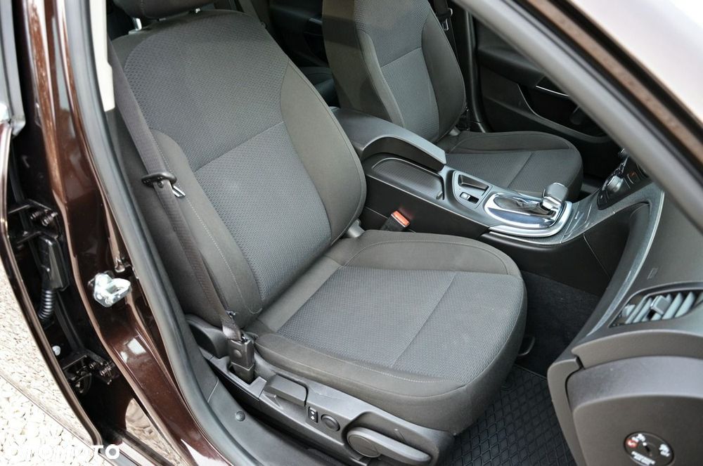 Opel Insignia 2.0 CDTI automatik Sport - 8