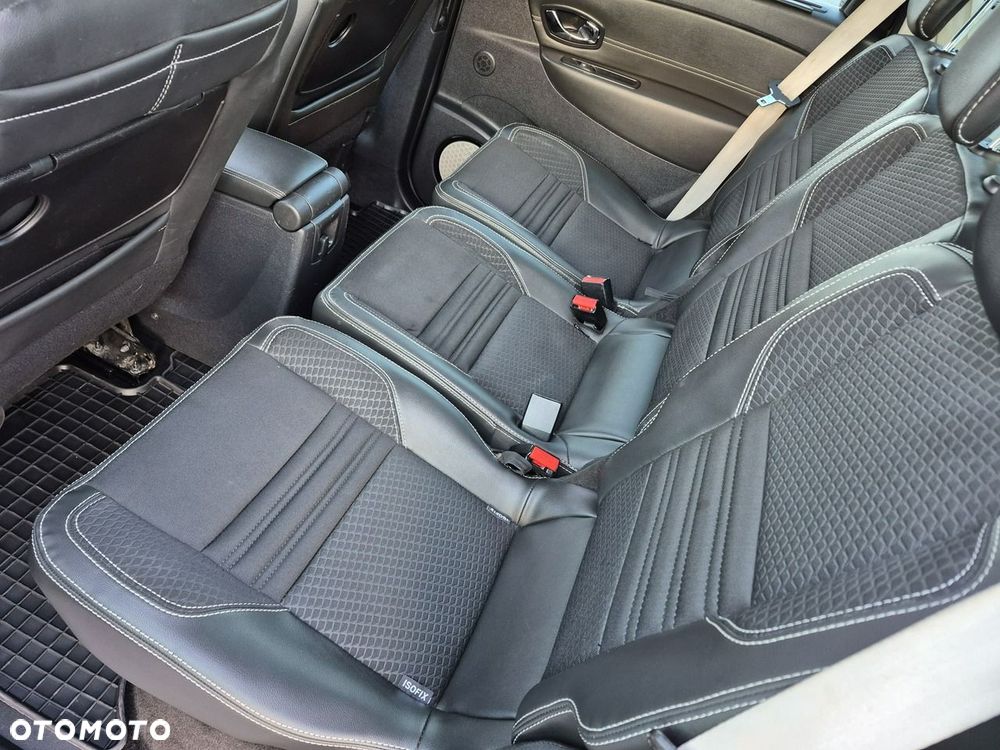 Renault Scenic - 11