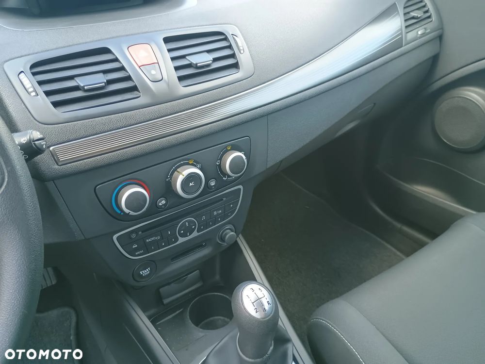 Renault Megane 1.6 16V 100 Expression - 14