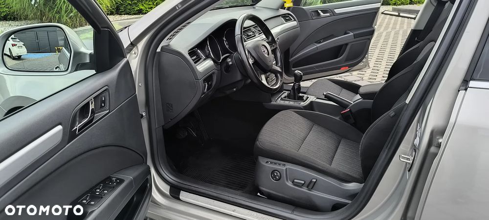 Skoda Superb 1.6 TDI Elegance Greenline - 37