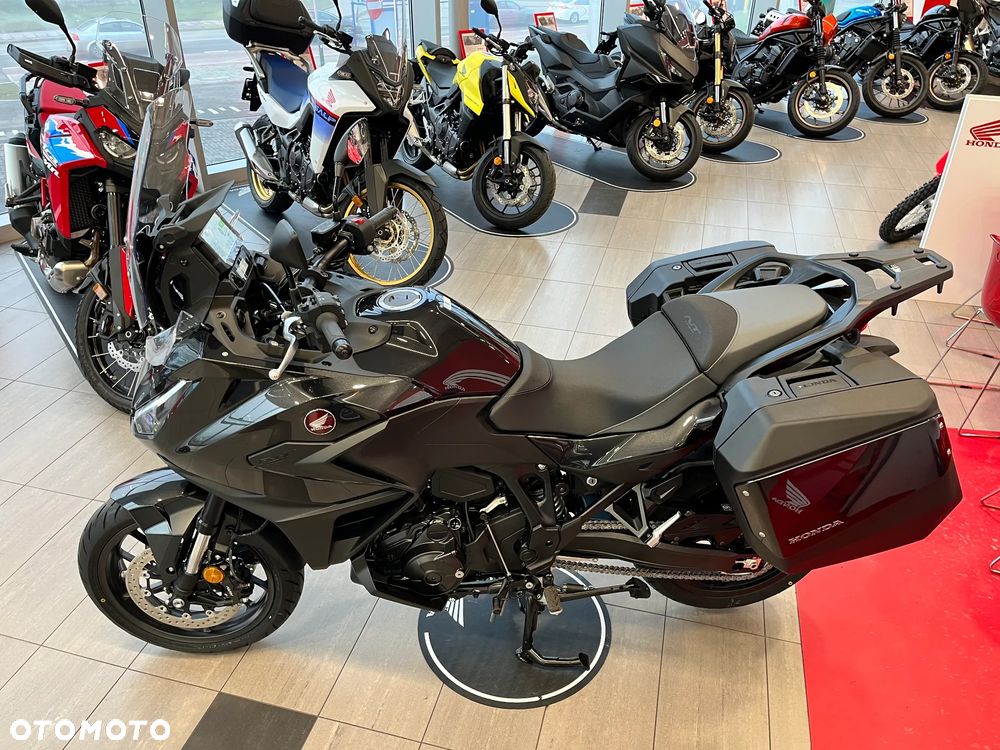 Honda NT - 7