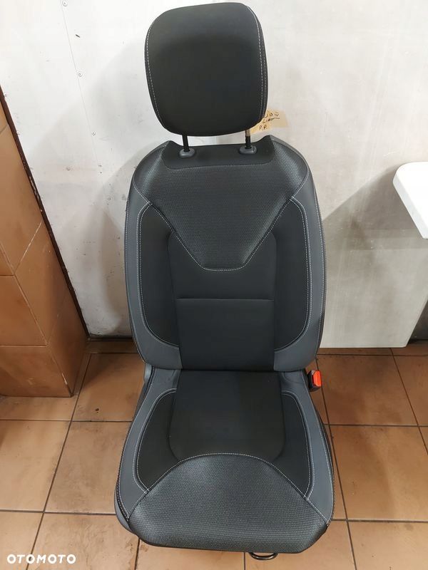 RENAULT CLIO IV 4 LIFT FOTEL PASAŻERA PRAWY PRZÓD - 2