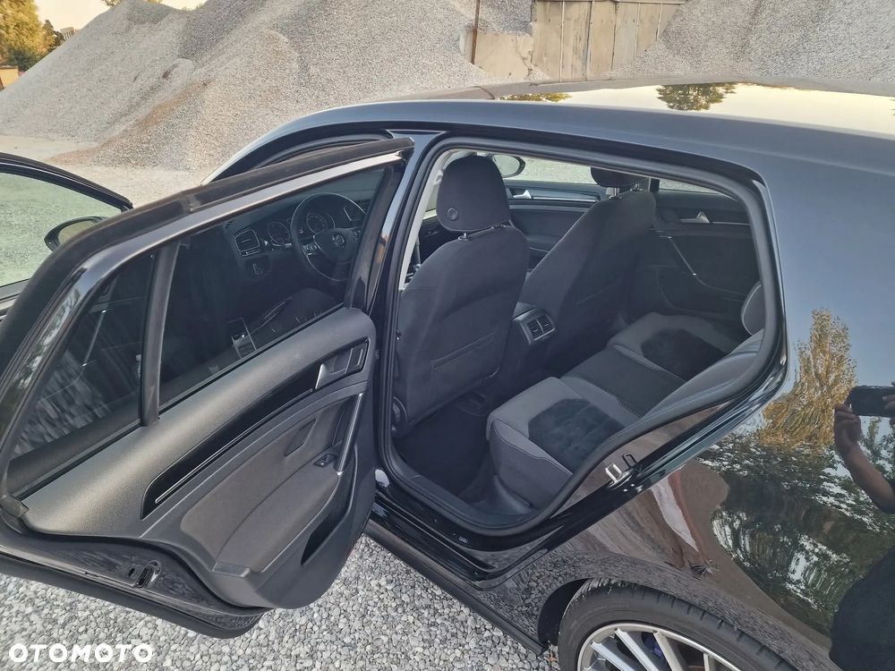 Volkswagen Golf 2.0 TDI 4Motion BlueMotion Technology Highline - 9