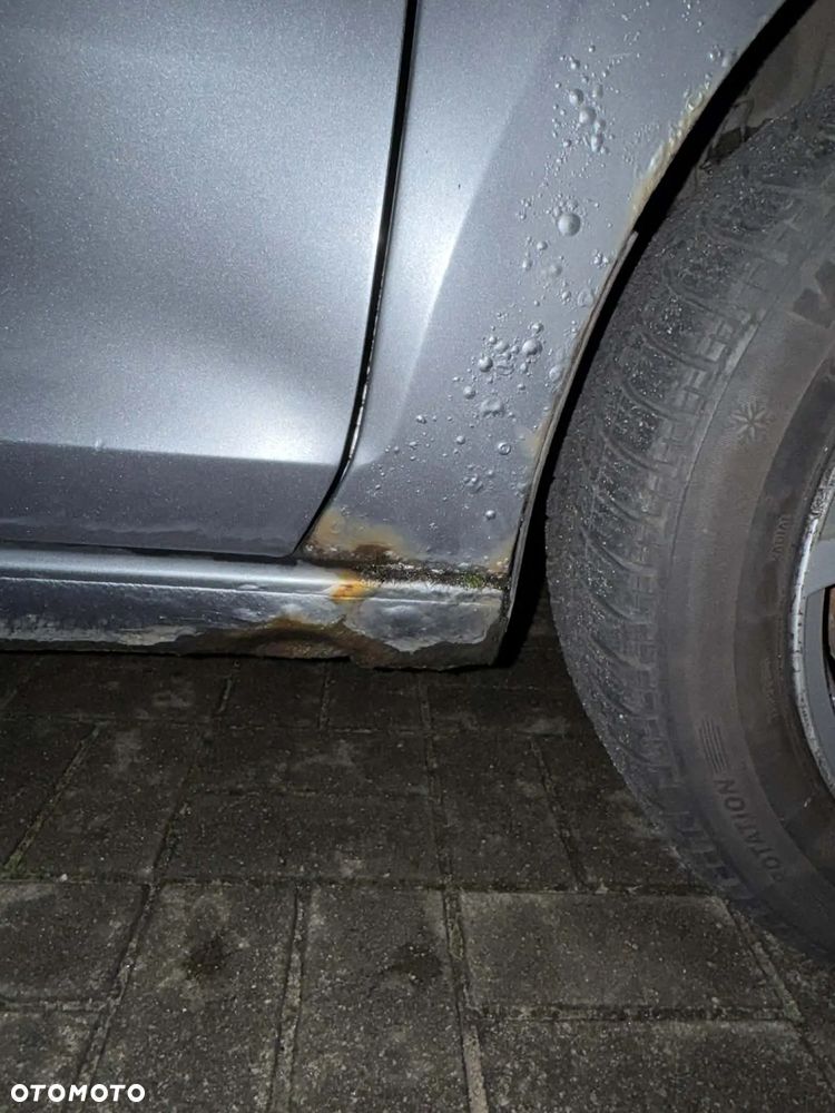 Skoda RAPID 1.2 TSI Active - 11