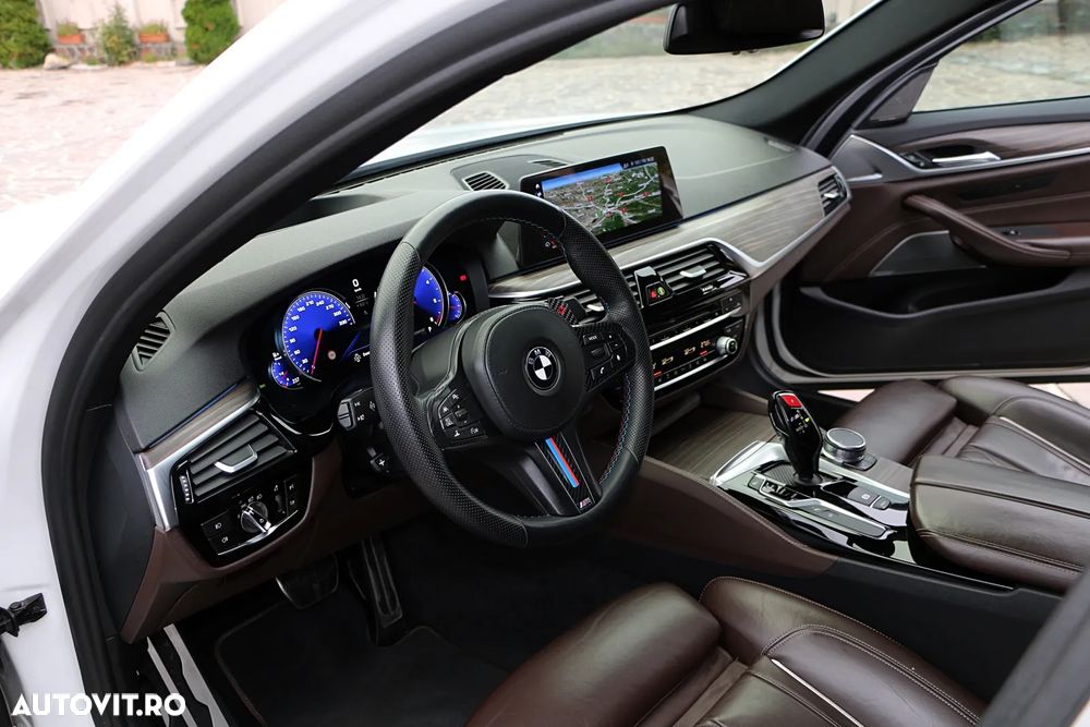 BMW Seria 5 520d AT - 34