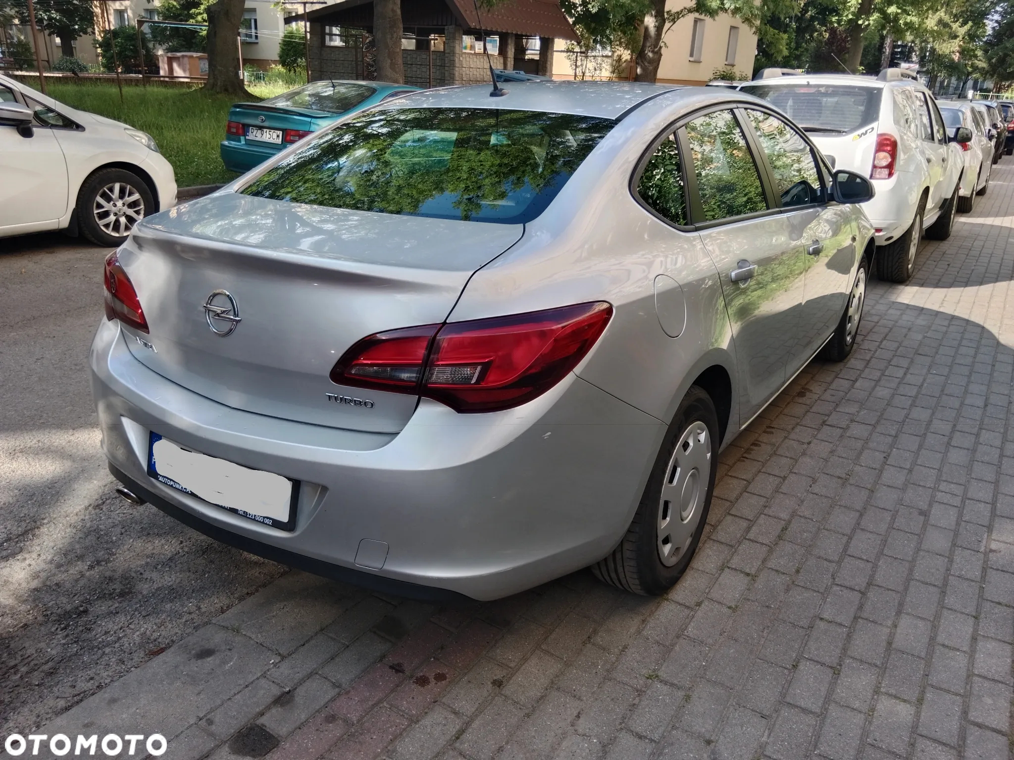 Opel Astra IV 1.4 T Active EU6 - 4
