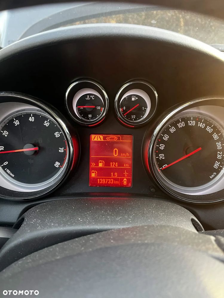 Opel Astra 2015