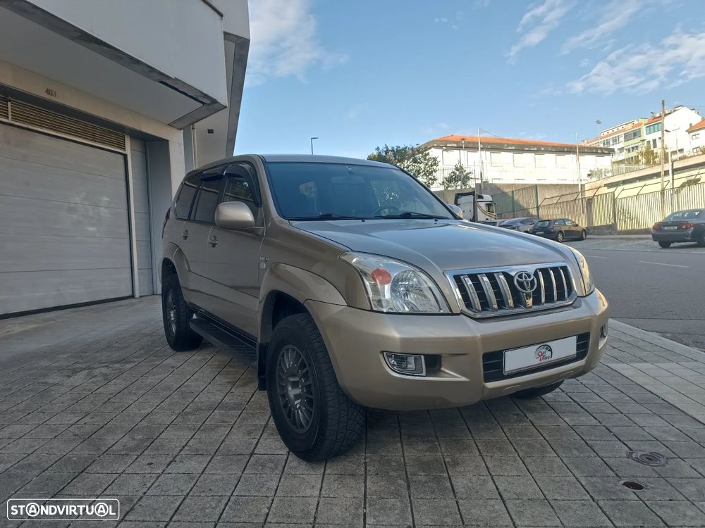 Toyota Land Cruiser D-4D Executive - 2