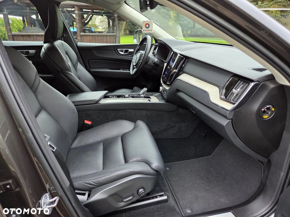 Volvo XC 60 B5 B Geartronic Inscription - 26
