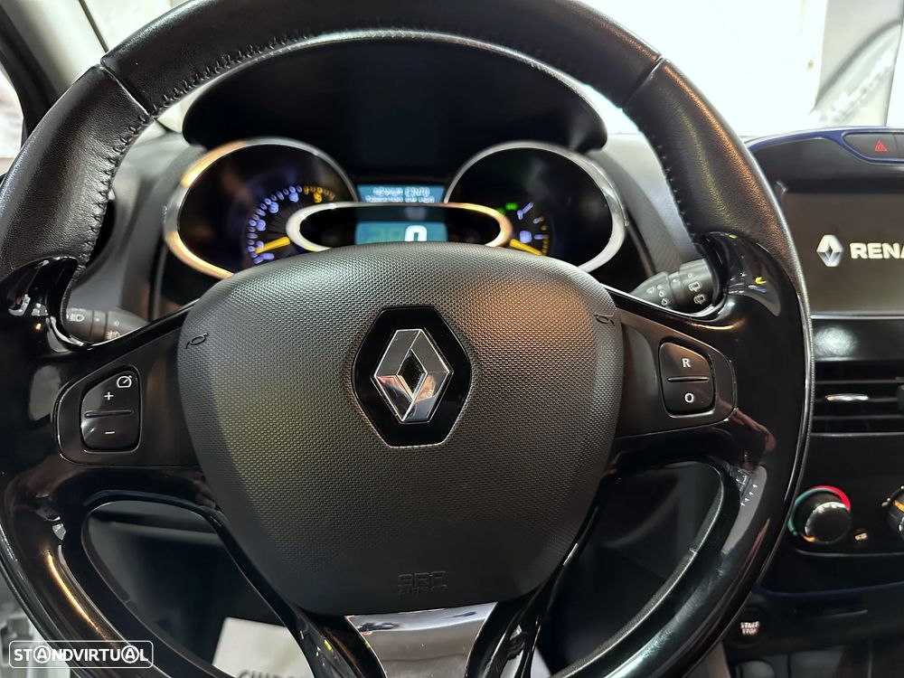 Renault Clio Sport Tourer 1.5 dCi Limited - 22